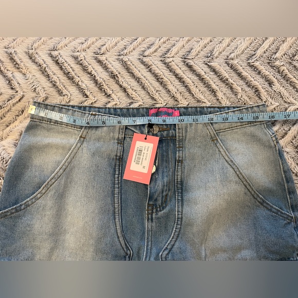 👖 Edikted Tara Low Rise Denim Cargo Jeans - Picture 14 of 16